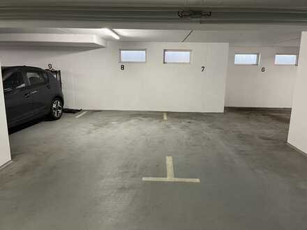 Tiefgaragenstellplatz zu vermieten