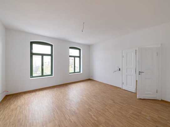Lichtdurchflutete 2-Raum-Wohnung mit Sonnenbalkon und Einbauküche - WE08