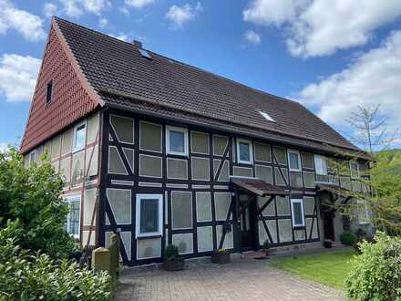 Ihr neuer Wohlfühlort: Charmantes Einfamilienhaus mit herrlicher Fernsicht in begehrter Wohnlage