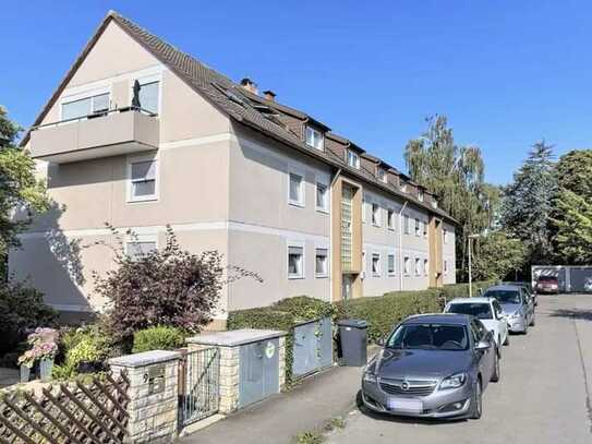 Helle Dachgeschosswohnung in Stuttgart Hohenheim