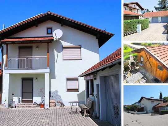 *TOP gepflegt*
Sehr schönes Einfamilienhaus mit kleinem Garten, Partyhütte und vier Garagen