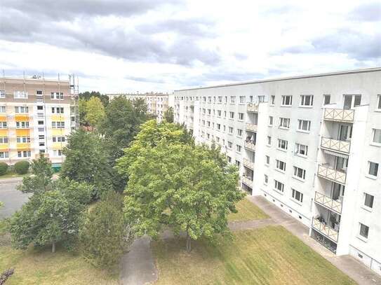 +++ Über den Wolken - saniert und mit Balkon +++