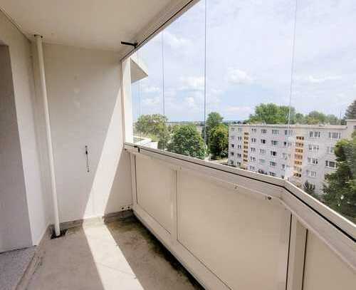 Möblierte Wohnung mit Balkon