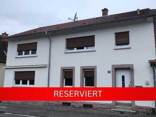 RESERVIERT! Teilrenovierte 1-2 Familienhaus in Schopp mit tollem Fernblick