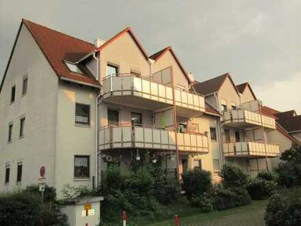 Kapitalanlage ! 2 Zi. Whg. mit Balkon in Baiersdorf / Wohnung kaufen