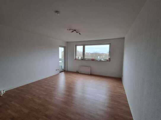 RESERVIERT | Vermietete 2 Zimmer-Wohnung + Balkon inkl. PKW-Stellplatz nähe S-Bahn Dietzenbach