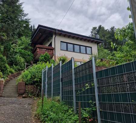 Eberbach-Friedrichsdorf, Haus mit großartigem Panoramablick mit Talblick