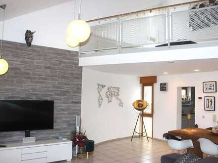 Tolle Galeriewohnung mit einzigartigem Charakter!
