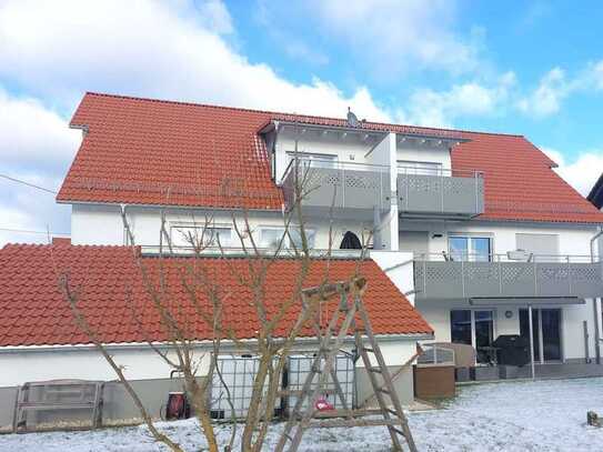 Einzigartige, neuwertige Whg. mit Gartenanteil + Garage in Donnstetten-Römerstein