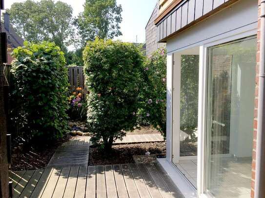 DHH mit Dachterrasse und Carport