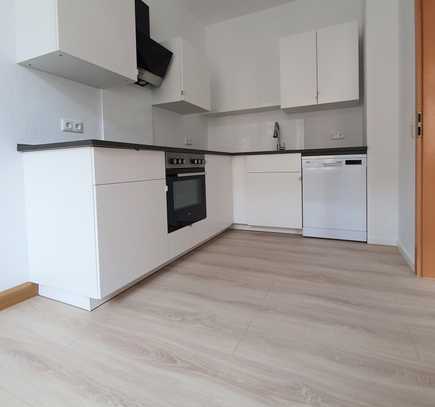 Schöne 2-Raum Wohnung mit Einbauküche, ruhig, zentrumsnah