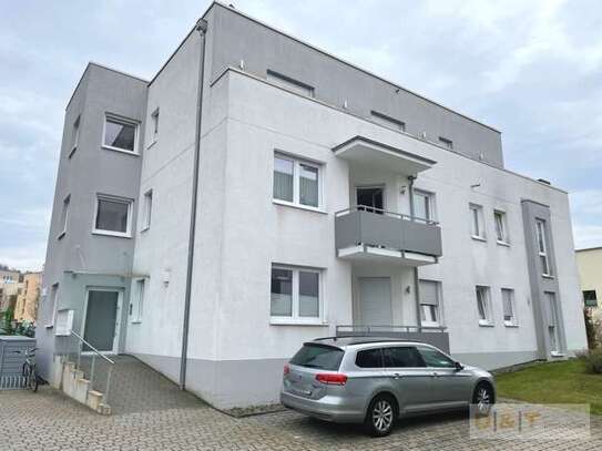 Attraktive 2-Zimmer-Wohnung mit großzügigem Balkon und Außenstellplatz in Weende