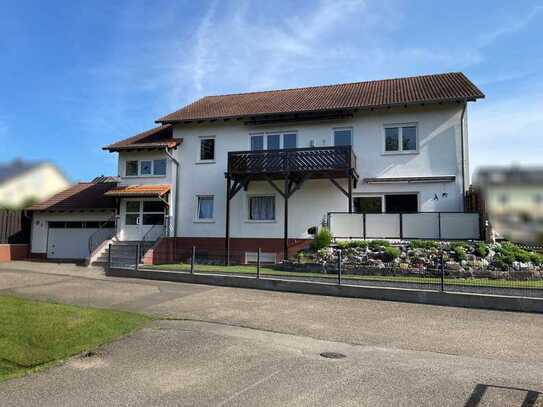 Individuelles 2-Familienhaus in idyllischer Ortsrandlage