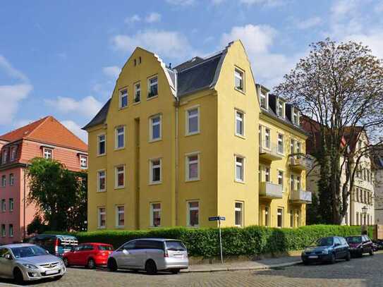 Löbtau, frisch renoviert: Balkon + Wanne