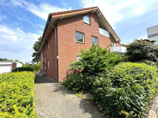 tolle Obergeschosswohnung mit Balkon im 5 Parteienhaus