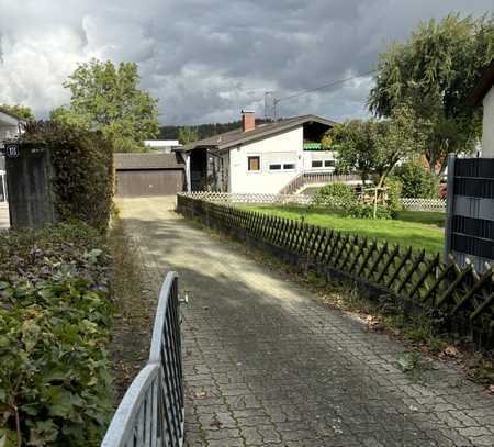 Geräumiges 8-Zimmer-Einfamilien- oder Mehrgenerationenhaus, tolles Grundstück in Bad Schussenried