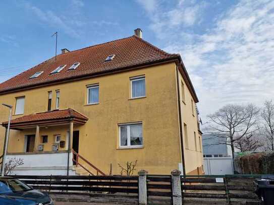 Geräumiges, preiswertes und gepflegtes 7,5-Raum-Mehrfamilienhaus in Bönnigheim