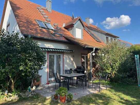 Weisendorf - Herzogenaurach - Idylisches Wohnen im Doppelhaus - Natur PUR !