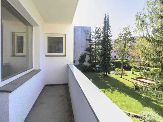 Bezugsfreies Apartment mit Balkon und Blick in den grünen Gemeinschaftsgarten