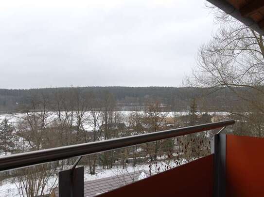 Großzügige 3 1/2 Wohnung mit Balkon, eigenem Eingang und Carport