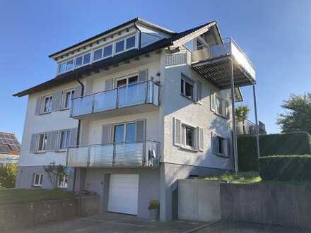 ***Solides 3-Familienhaus mit Blick ins Grüne***