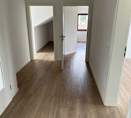 Attraktive und renovierte 3-Raum-Dachgeschosswohnung in Nordhorn