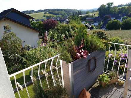 87qm mit Sonnenbalkon im 1.OG eines 2-Familienhauses im Raum Gummersbach
