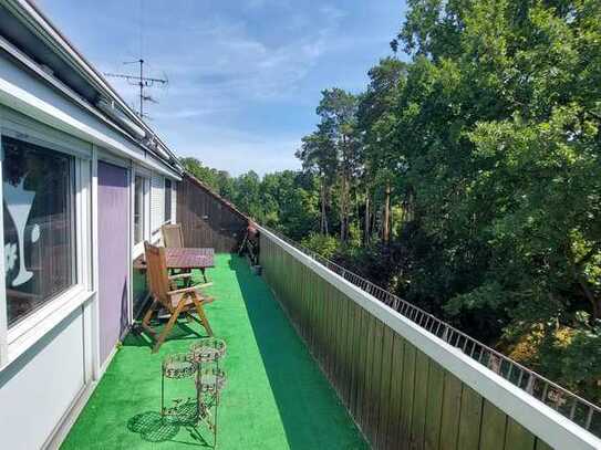 Helle Wohnung im 3. OG mit Dachterrasse