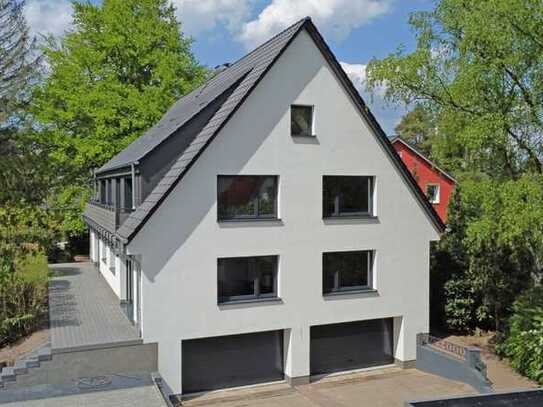 COURTAGEFREI! Sanierte 3 Zimmer-Maisonette, Südloggia, zwei Bäder, Außenstellplatz