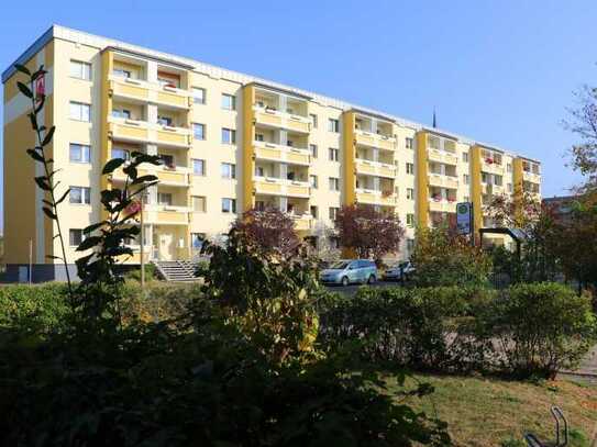 3 Zimmer mit Balkon, Fahrstuhl, Dusche, zentrumsnah