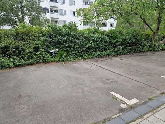 Außenstellplatz in der Zweibrücker Str. ab sofort frei