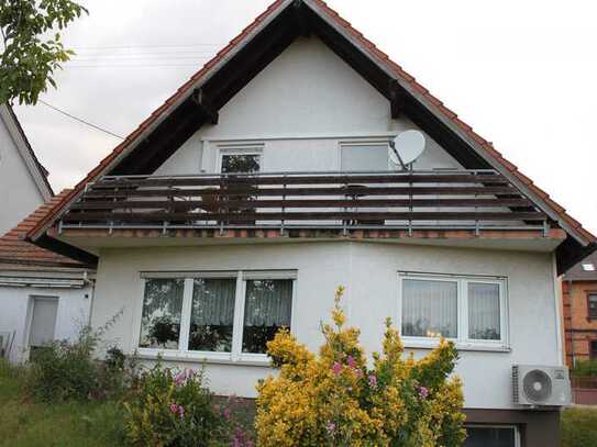 Attraktive 3-Zimmer DG-Wohnung in EFH in Lu-Rheingönnheim in ruhiger Lage mit tollem Ausblick