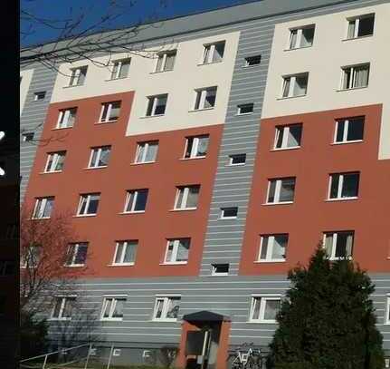 1-Zimmer-Wohnung mit EBK in Coswig / Neusörnewitz mit Aussicht und S1 Anschluss