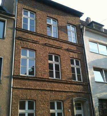 Modernes Wohnen mit Wohlfühlfaktor – Ruhig & zentral in Köln-Deutz - Vollmöblierte Wohnung