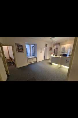 Büro/Praxisräume