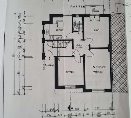 Ansprechende Erdgeschosswohnung mit Balkon, Gartenmitbenutzung und Garage