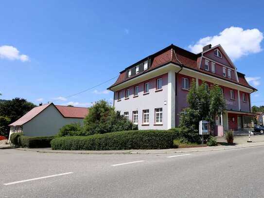 Seitingen- Oberflacht: Ehemaliges Gasthaus mit Saal, div. Fremdenzi, Wirtswhg.+Bauplatz+Gewerberaum