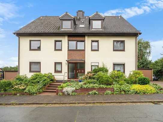 Bremen-Lesum: Schöne Maisonettewohnung mit Loggia und Außenstellplatz in guter Lage