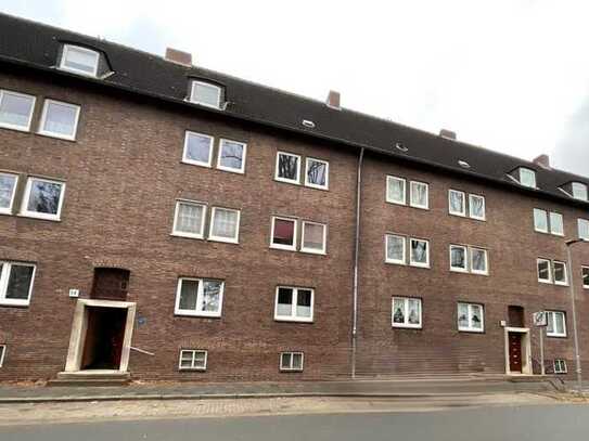 3-Zimmer-Wohnung im 1. Obergeschoss mit Badewanne in Wilhelmshaven - Nähe Zentrum !!!