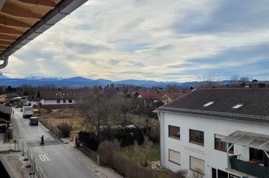 PRIVAT: Schöne 2-Zi-Whg mit EBK+ großer West-Loggia mit Bergblick, Bad Aibling.