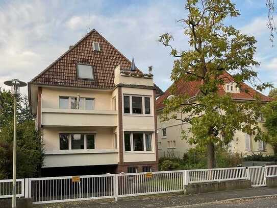 Großzügige, sonnige Erdgeschosswohnung mit Garage in Zentrumsnähe