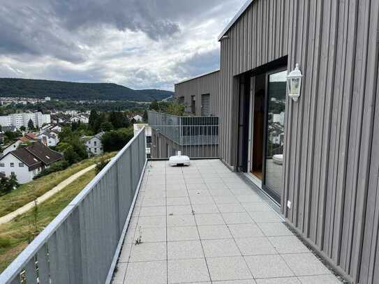 Neue 3-Zimmer Penthouse Wohnung mit großem Balkon und gehobener Ausstattung in Aalen