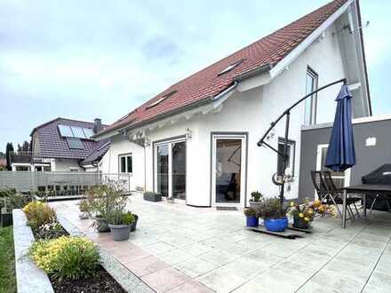Traumhaus / Mehrgenerationenhaus / Wohnen & Arbeiten - zahlreiche Nutzungsmöglichkeiten