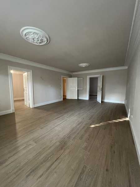 Gemütliche und vollsanierte Wohnung in Bestlage