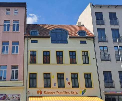 Schöne, helle 3-Raum-Wohnung mit Einbauküche und Balkon im Stadteil Sudenburg