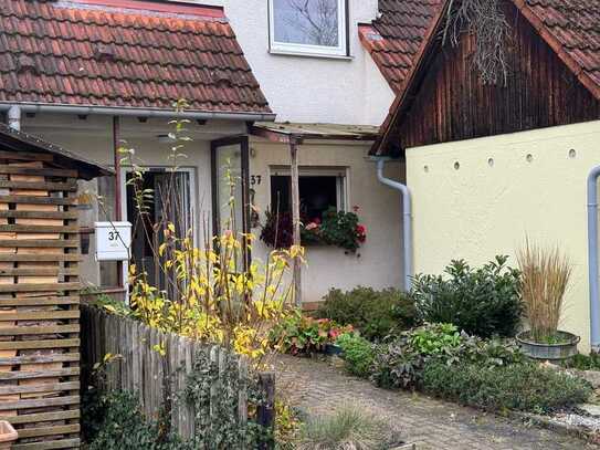 Familienfreundliches 5-Zimmer-Reihenhaus mit EBK in Baltmannsweiler