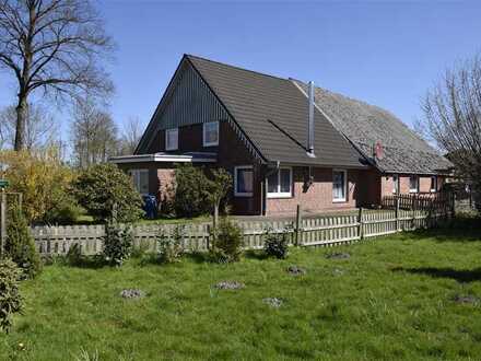 Ehemaliges Bauernhaus mit 2.750 m² Grundstück in Bülkau- 10 Km von NB Otterndorf entfernt.