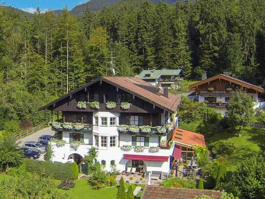 „HAUS IM HAUS“ - ZWEI ETW IN EINEM CHARMANTEN LANDHAUS, KREUTH