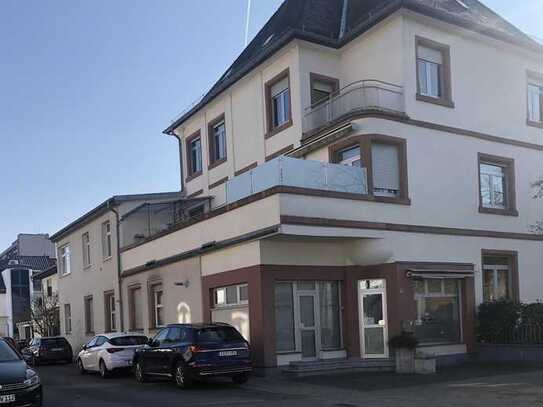 Geschmackvolle 3-Zimmer-Wohnung mit gehobener Innenausstattung mit Balkon und EBK in neu-isenburg