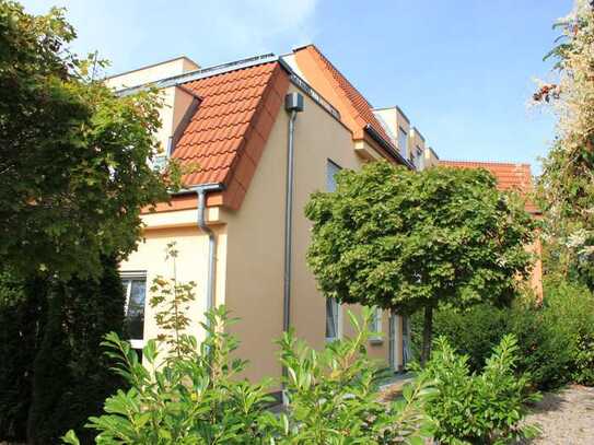 Ab 01.08.: Sonnige 1-Zi.-Wohnung mit Einbauküche - fußläufig zur Hochschule/ Goldschmiedeschule